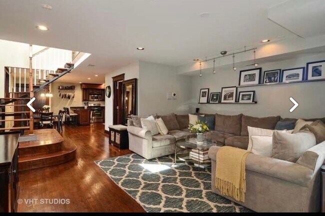 Foto del edificio - 1624 N Wood St