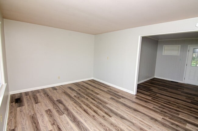 Foto del edificio - 320 Bear Creek Pike