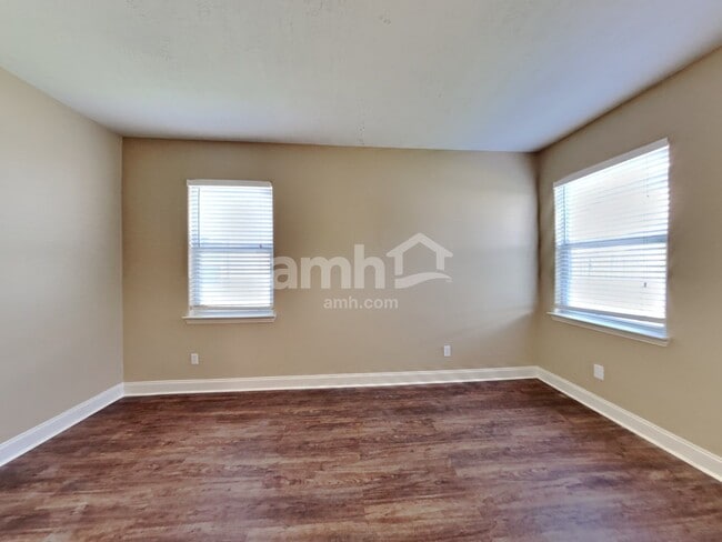 Building Photo - 15310 Lucky Star Dr