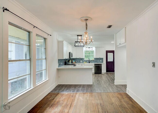 Foto del edificio - 859 Linden St