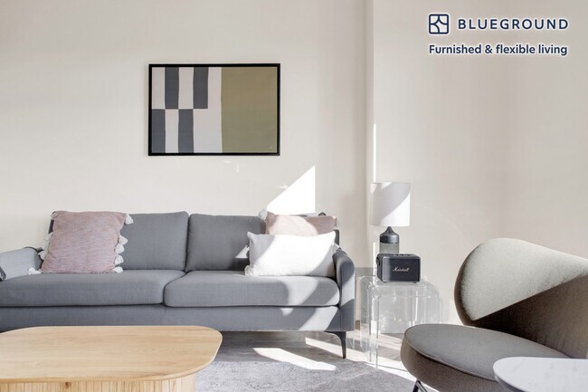 Foto del edificio - 1128 N Irving St