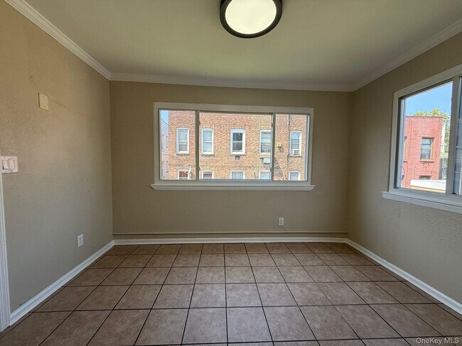 Foto del edificio - 2849 Harrington Ave