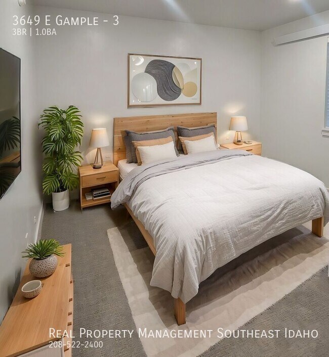 Foto del edificio - 3649 E Gample Ave