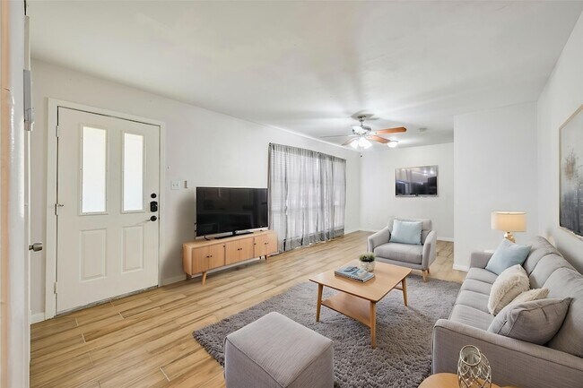 Foto del edificio - 1905 S Cooper St