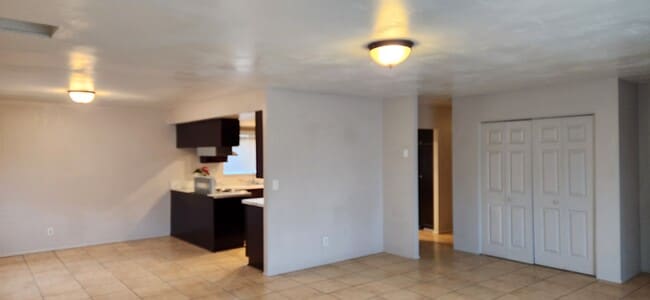 comedor - 2619 Bancroft Dr