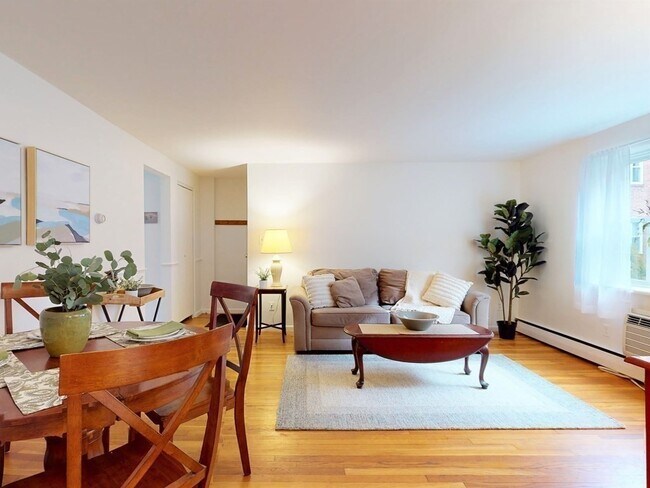 Foto del edificio - 51 Colborne Rd