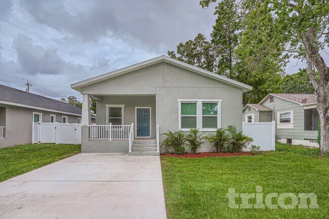 Foto del edificio - 2704 61st Ave N