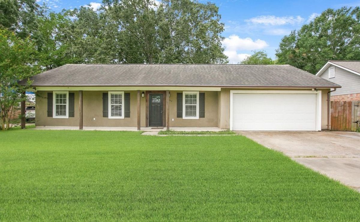 Foto principal - 11542 Brunswick Ave