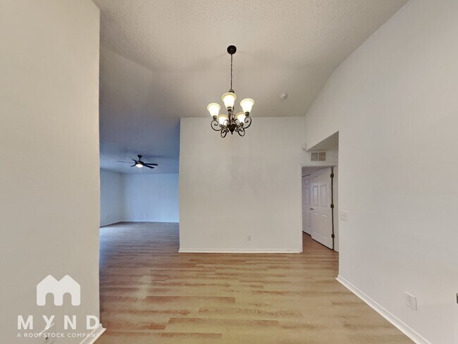 Building Photo - 2904 N Massachusetts Ave