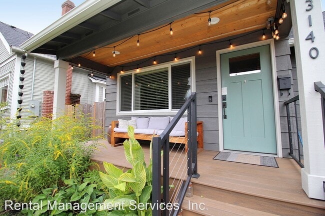 Building Photo - 3 br, 2 bath House - 3140 SE 23rd Ave