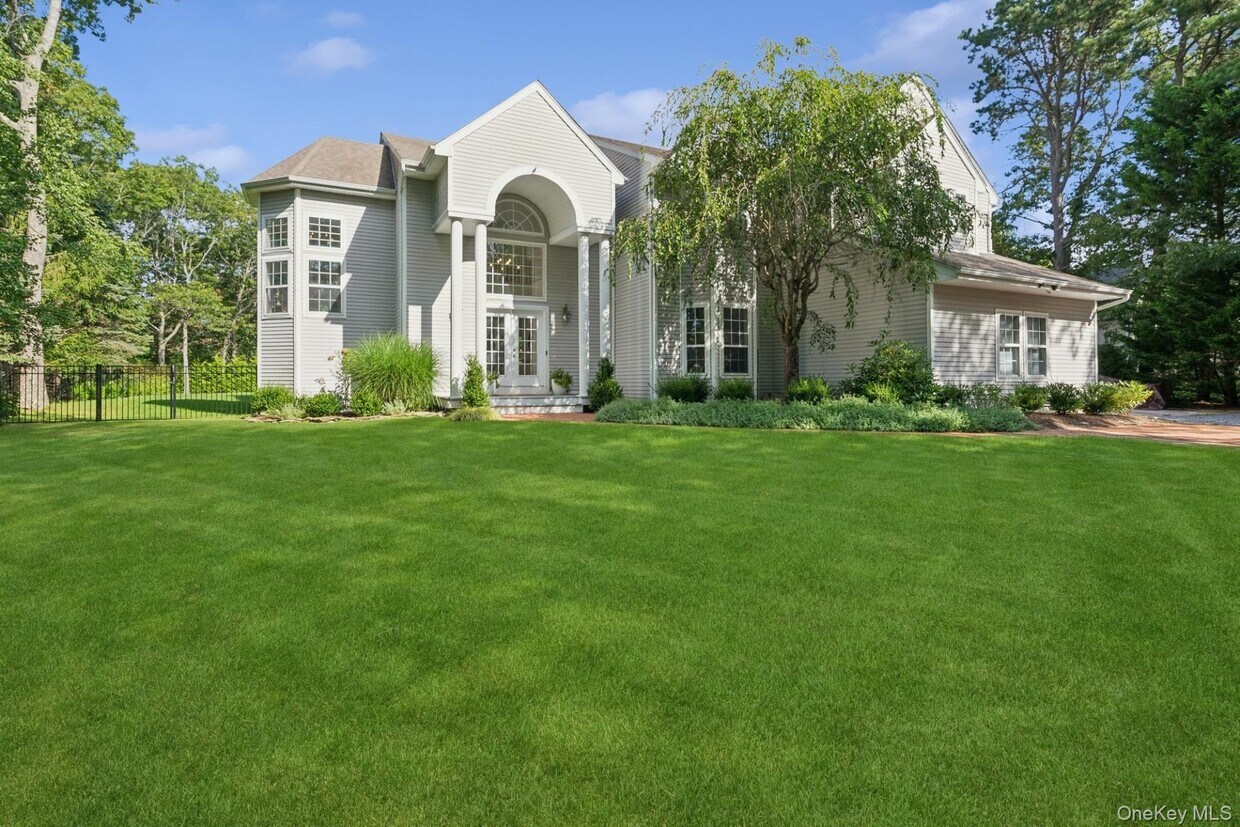Foto principal - 35 Hollow Ln