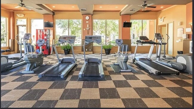 Building Photo - 1941 S Pierpont