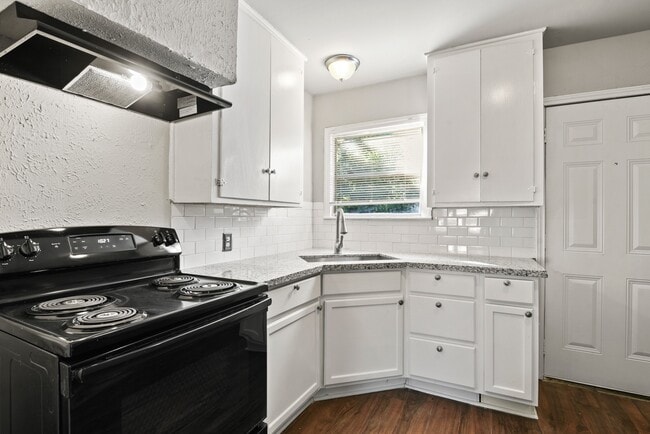 Foto del edificio - 911 Patsy Dr