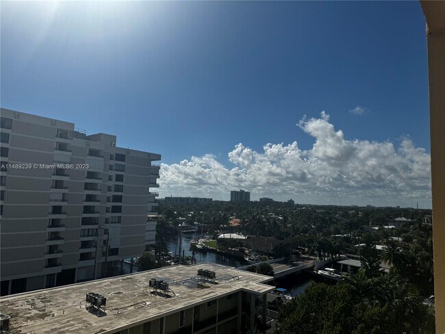 Building Photo - 1395 S Ocean Blvd