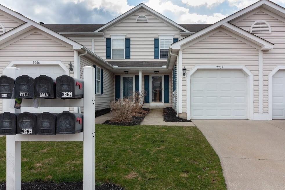 Front View - 9964 Beverly Ln