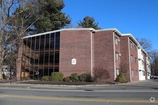 Building Photo - 915 Edgell Rd