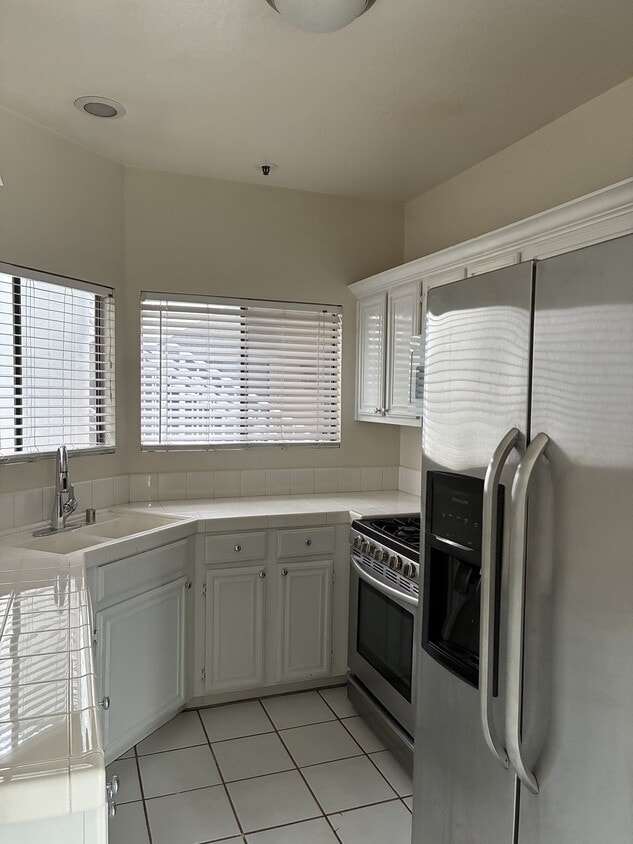 Foto del edificio - 3663 Oakwood Terrace