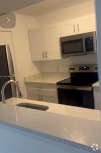 Building Photo - 4361 W McNab Rd