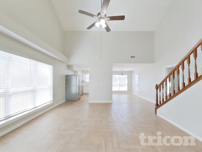 Foto del edificio - 13603 Lynnville Dr