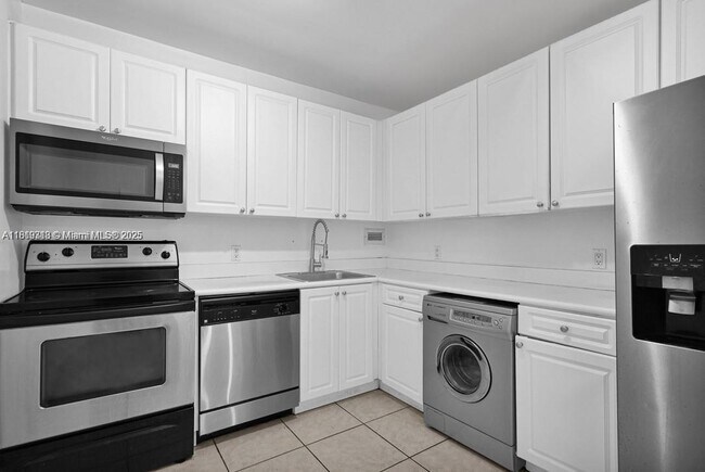 Foto del edificio - 1455 N Treasure Dr