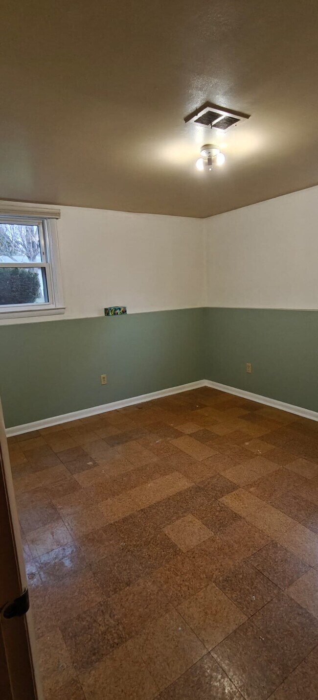 Foto del edificio - 1730 Redstock Ave