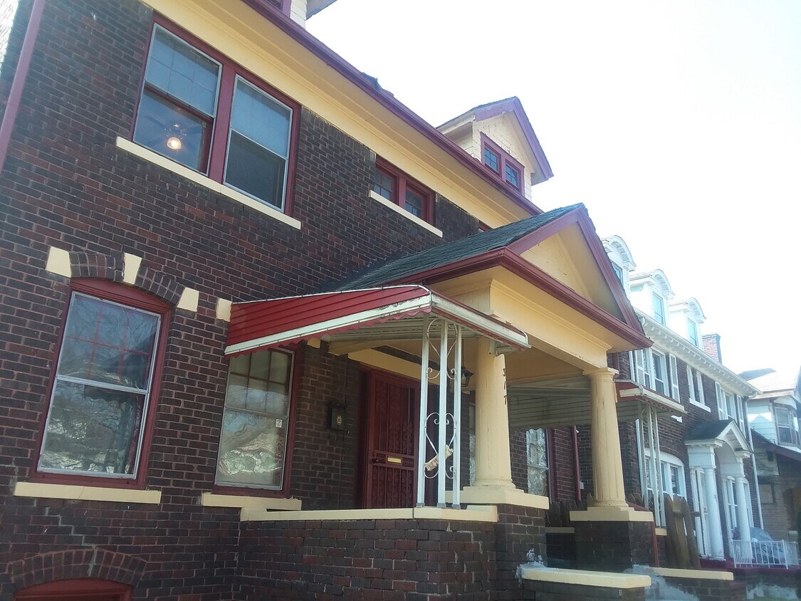 317 Monterey St, Highland Park, MI 48203 House for Rent in Highland