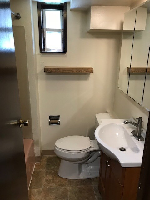 Foto del edificio - 5035 11th Ave NE