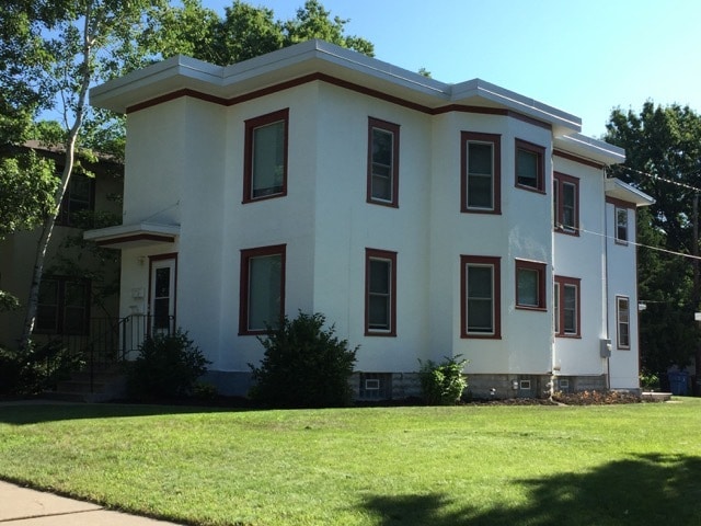 Building Photo - 1709 Buchanan St NE