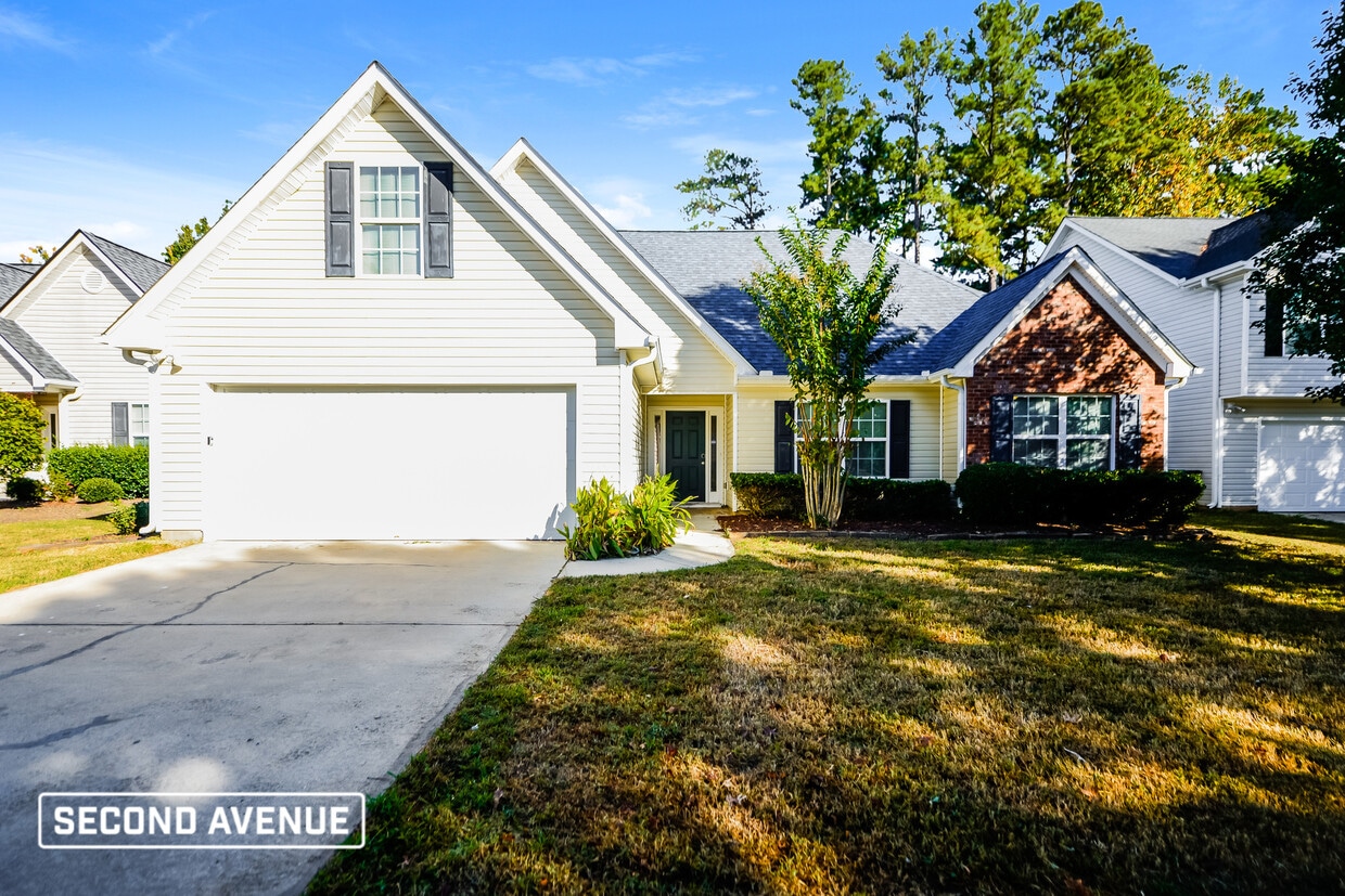 1744 Stephens Pond View, Loganville, GA 30052 House Rental in