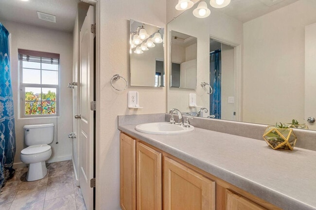 Building Photo - 2919 Emporia Ct