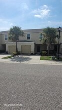 Building Photo - 9911 Hound Chase Dr