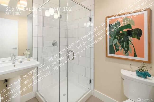 Foto del edificio - Stunning 2 bedroom 3 bathroom in heart of ...