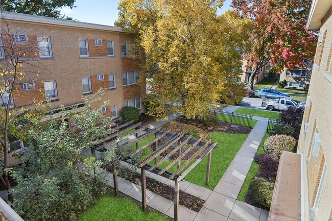 Foto del edificio - 1953 Euclid Ave