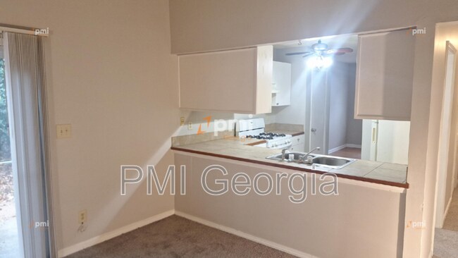 Foto del edificio - 1205 Oakplace Dr SW