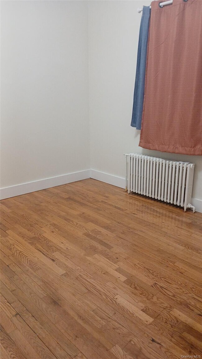 Building Photo - 120-21-101 101st Ave