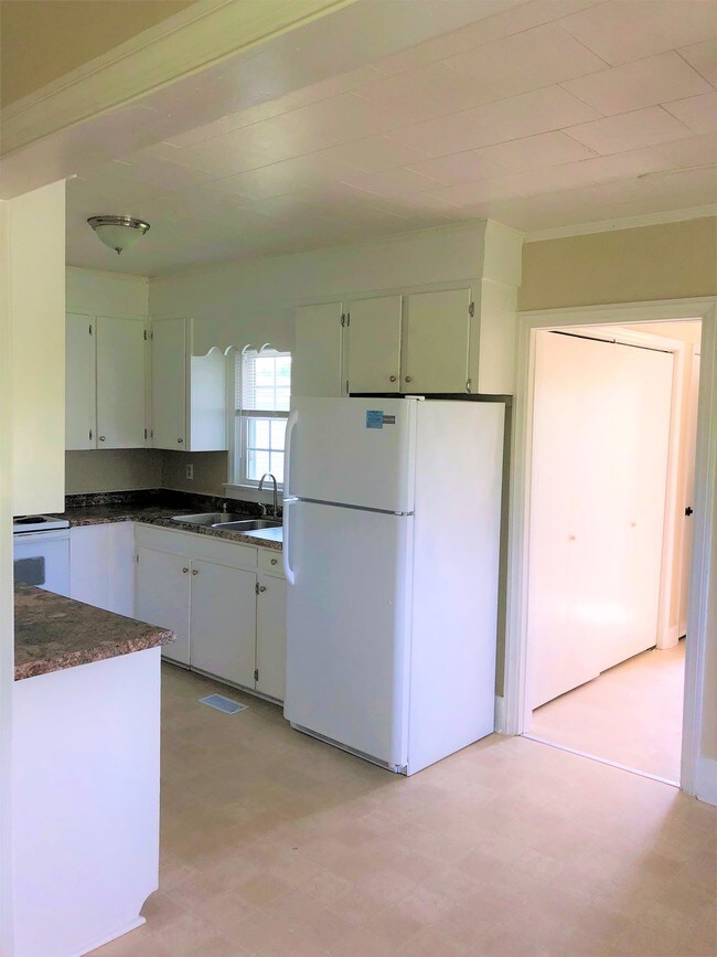 8625 Old Beulah Rd, Kenly, NC 27542 - House for Rent in ...