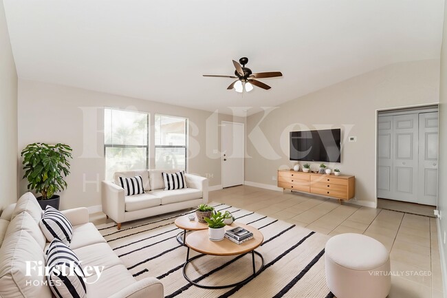 Building Photo - 17440 Lebanon Rd