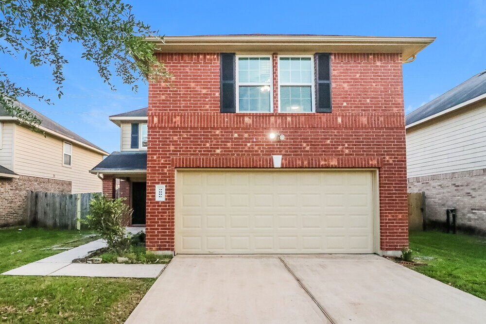 Primary Photo - 9006 Sweet Blue Jasmine Ln