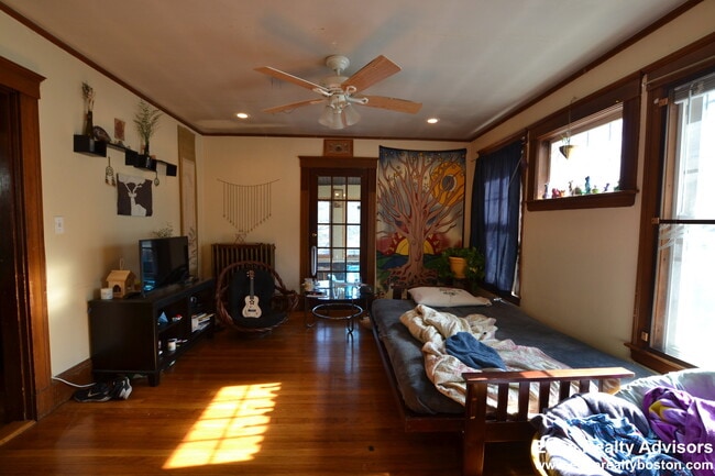 Photo - 20 Lyne Rd Apartment