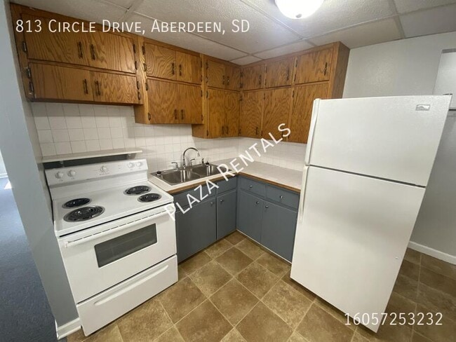 Building Photo - 1101 N 1st St