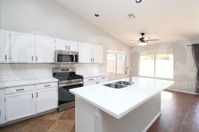 Foto del edificio - 103 W Patrick St