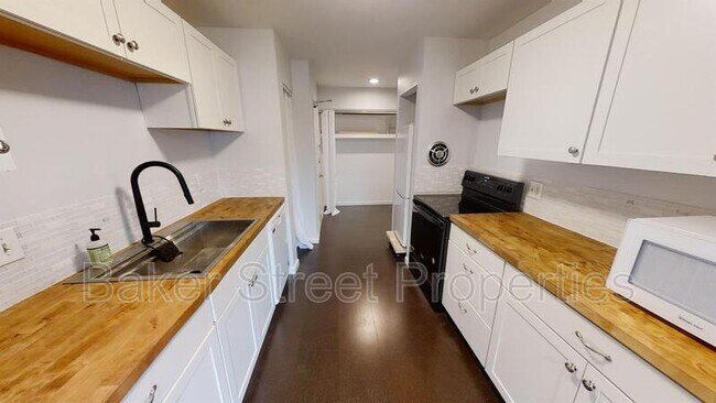 Foto del edificio - 2152 Pauline Blvd