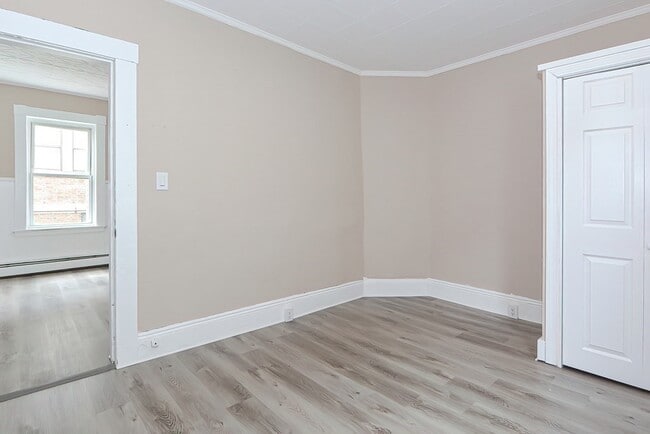 Building Photo - 78 Boisvert St