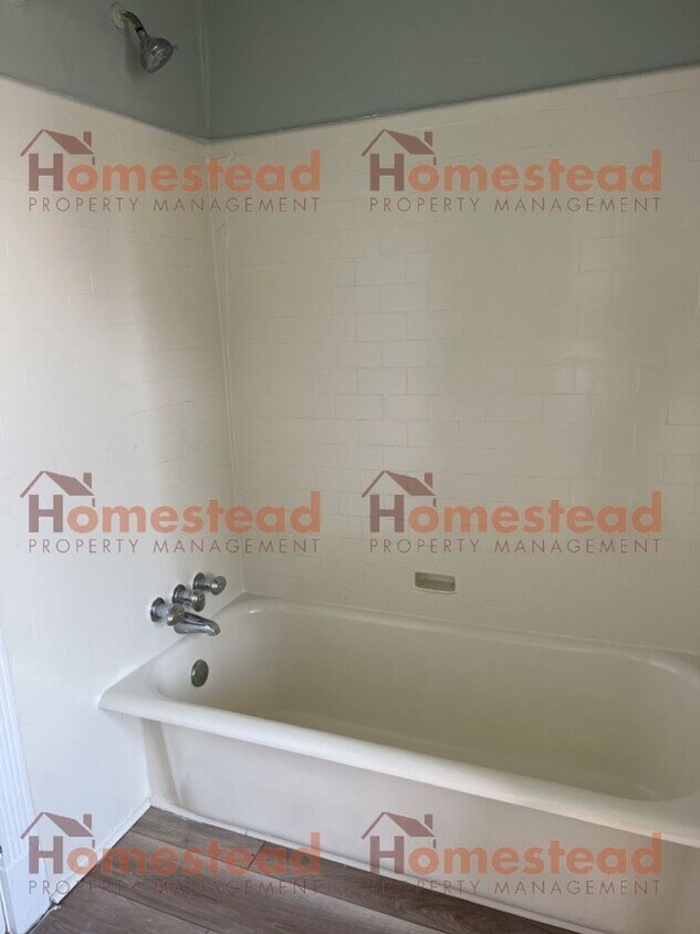 Foto principal - 207 Long Ln