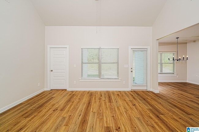Building Photo - 1400 Brookhaven Dr