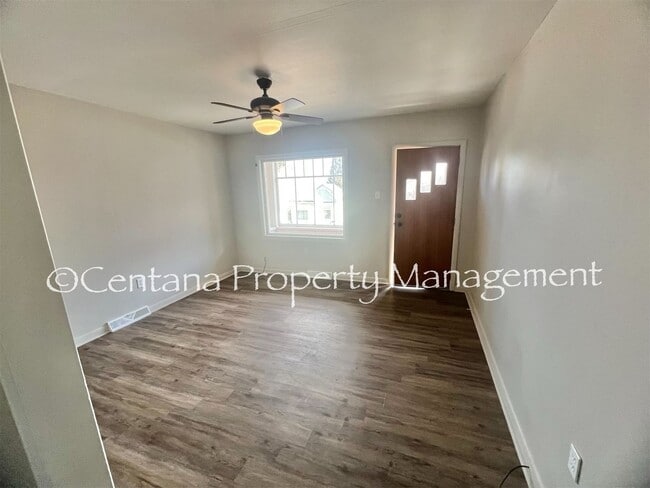 Building Photo - Remodeled adorable 2 bedroom house in Anac...