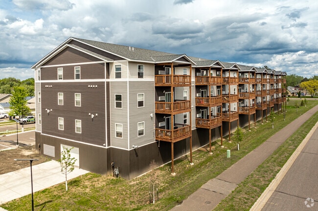 Building Photo - The 601 Apartments