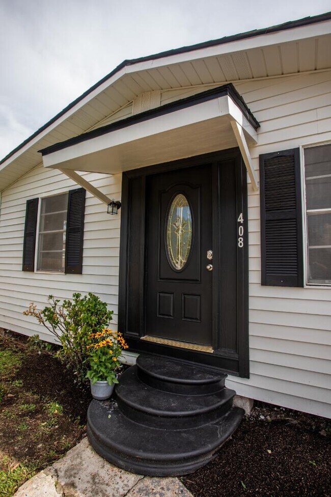 Foto del edificio - 408 Martin Luther King Jr Dr