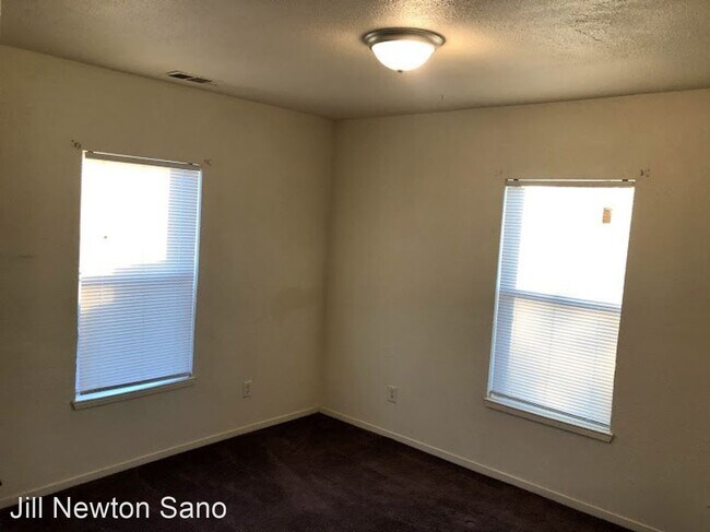 Building Photo - 2 br, 1 bath House - 6527 Ave 384