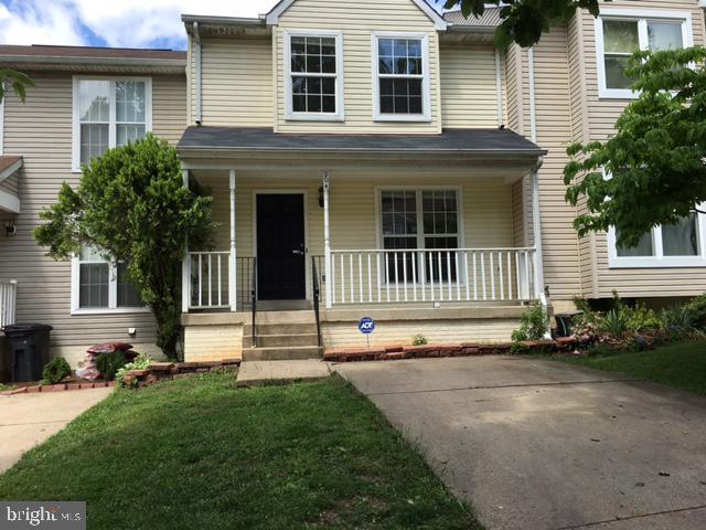 Foto principal - 204 Staunton Ct